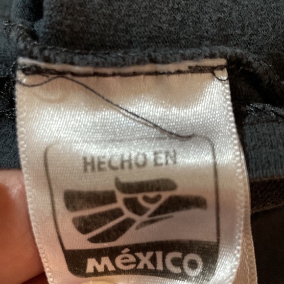 Vintage • HARD ROCK CAFE PIRATE COSTA MAYA TEE - Picture 5 of 8